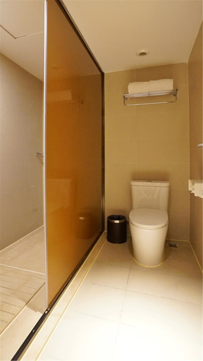 Bathroom 2, JI Hotel (Chengdu Hongxingqiao Subway Station), Chengdu