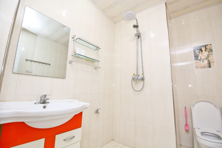 Bathroom 4, hengkeApartment, Xi'an