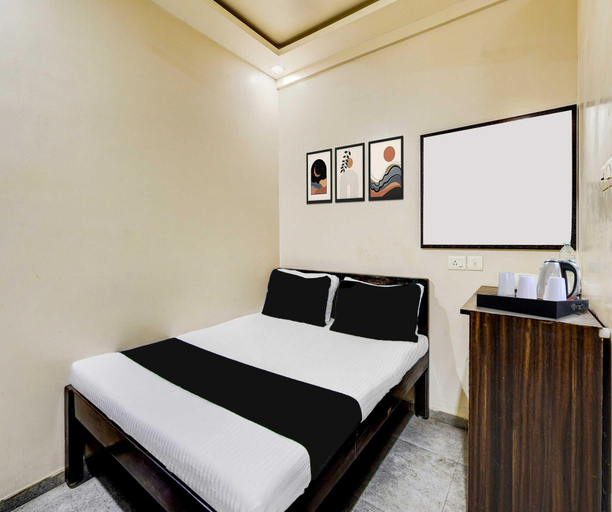 Room 4, Deluxe Room RK Residency, Coimbatore