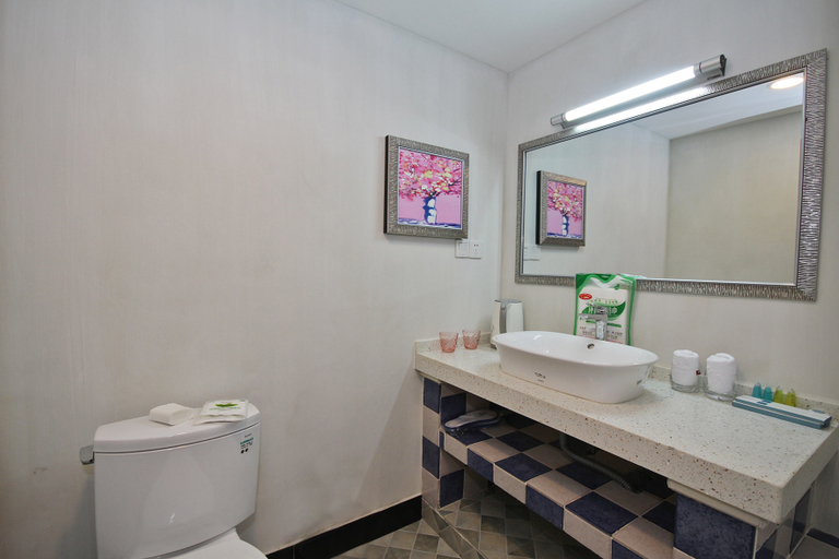 Bathroom, Kunshan Jinxi Zhenyuan Hotel, Suzhou