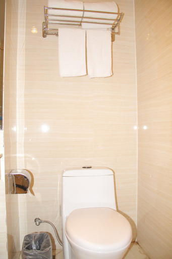 Bathroom, Homeinn Selected Hotel (Qingdao Shilaoren Subway Station), Qingdao