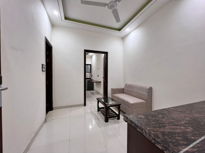 Bathroom, HR Grand Hotel, Delhi