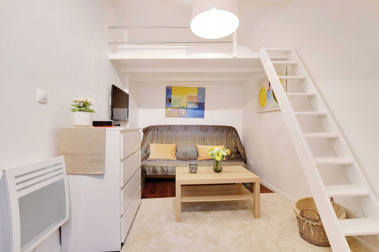 Living area 5, Charming Studio - 2P- Le Marais, Paris