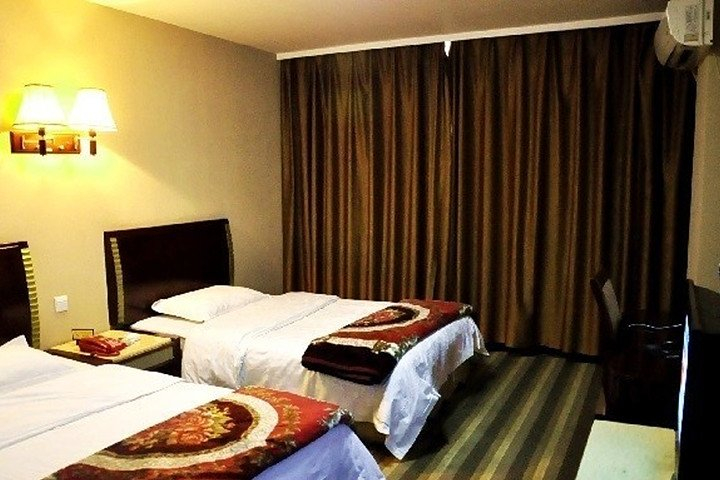 Bedroom 2, Chuxing Xinxuan Hotel (Yiyang City College), Yiyang