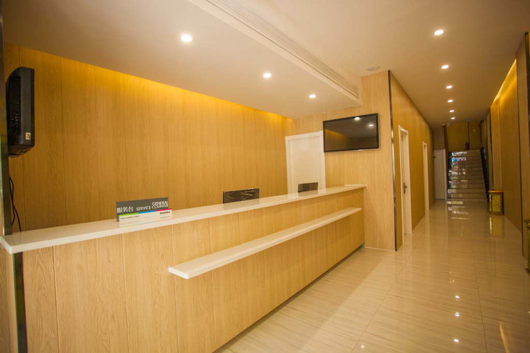 Others 3, 100 Inn, Xining