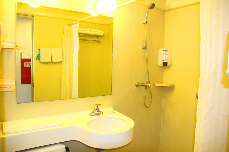 Bathroom 4, Jinjiang Inn Baotou Wenhua Road, Baotou