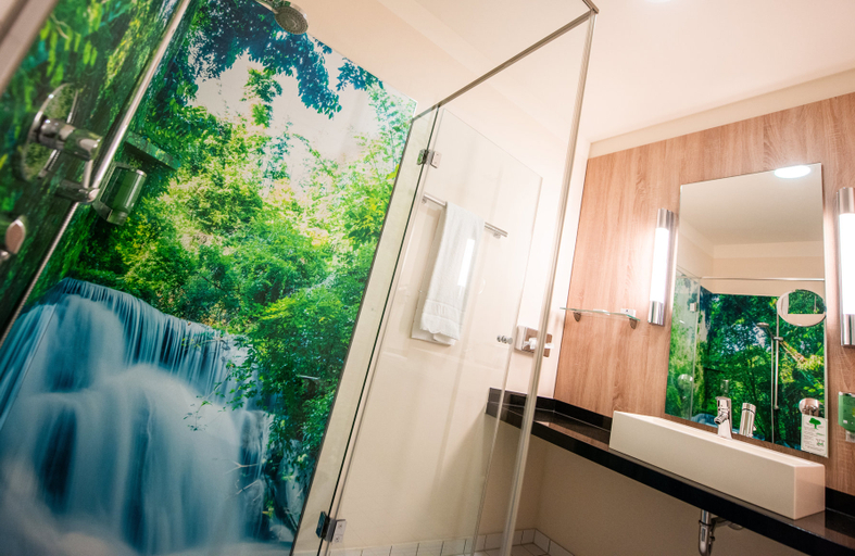 Bathroom 3, Livenwork Hotel&CoWorking GVZ Ingolstadt, Ingolstadt