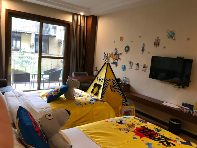 Bedroom 2, JIU LONG MOUNTAIN INTERNATIONAL HOT SPRINGS HOTEL, Baoji