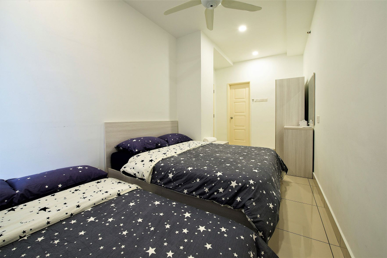 Bedroom 2, マンション ワン, Penang Island