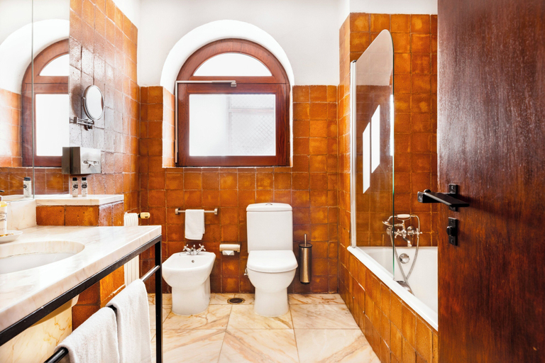 Bathroom 5, Pousada Convento de Vila Viçosa - Historic Hotel, Vila Viçosa