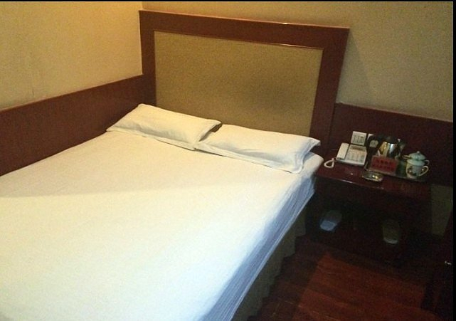Bedroom 2, Jiuquan Rainbow Bridge Hotel, Jiuquan