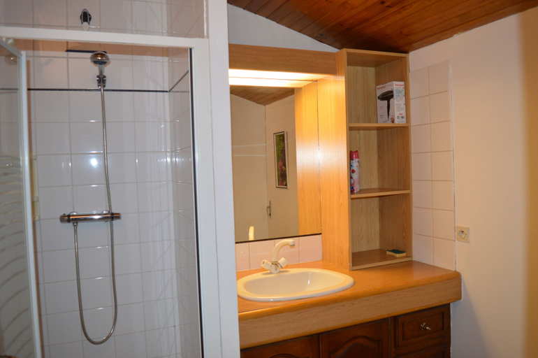Bathroom, CampagnArt, Deux-Sèvres