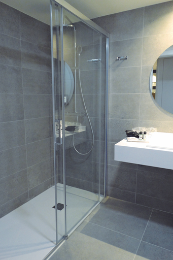 Bathroom 3, ビルバオ シティ センター、アバ スイーツ, Vizcaya