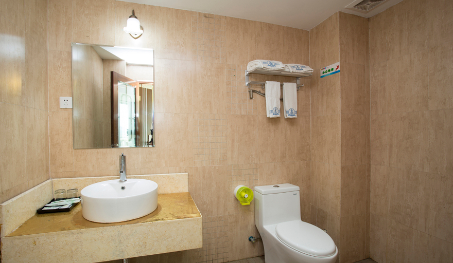 Bathroom 2, Sanya Bo Xiang Ocean View Hotel, Sanya