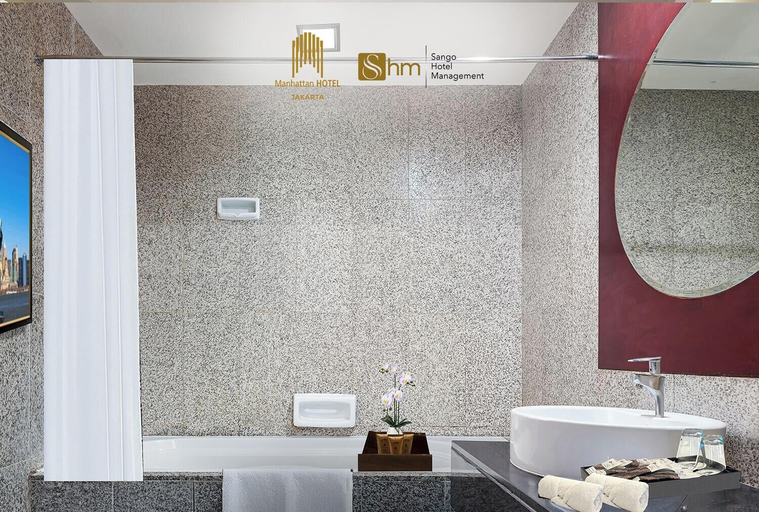 bathroom 9