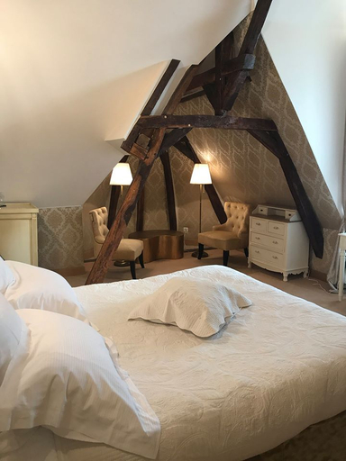 Bedroom 2, Château Laroche-Ploquin, Indre-et-Loire