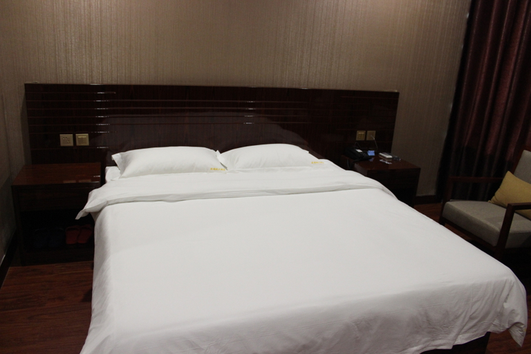 Bedroom 2, Shengkangwei Hotel, Jining