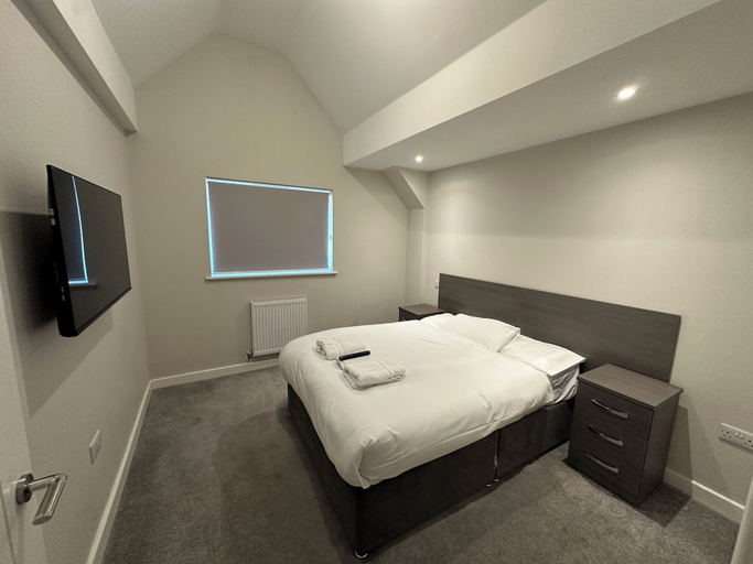 Bedroom 1, High Wycombe Apartments, Buckinghamshire