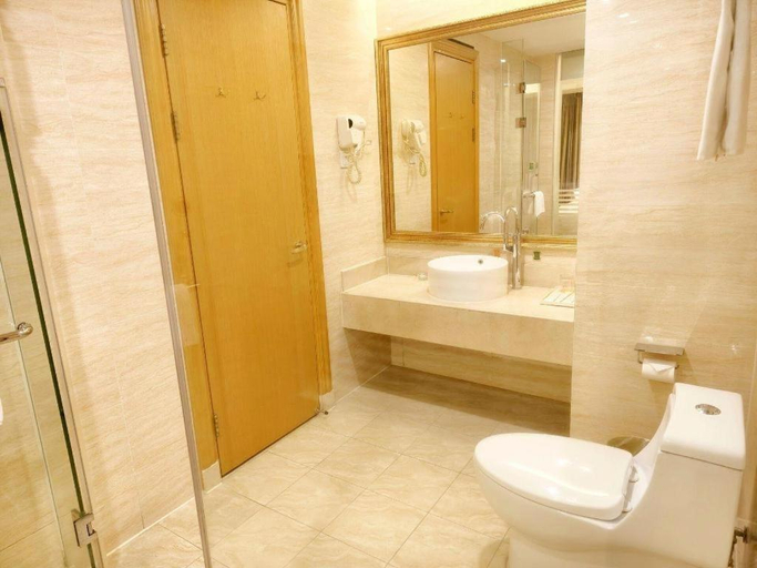 Bathroom 3, Vienna Hotel Shenzhen Longhua Good Day, Shenzhen