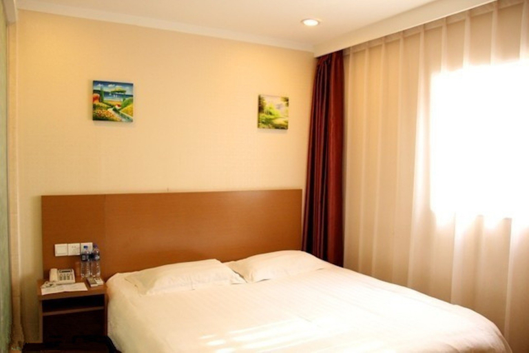 Bedroom 3, Datong Hotel, Datong