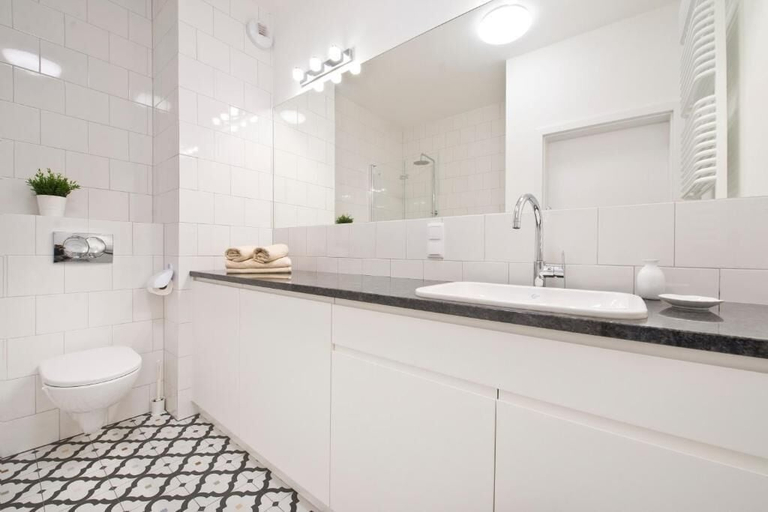 Bathroom 3, YOURAPART Rajska City Centre, Gdańsk City