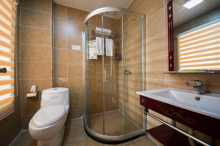 Bathroom 5, Rujia Business Hostel, Nanping