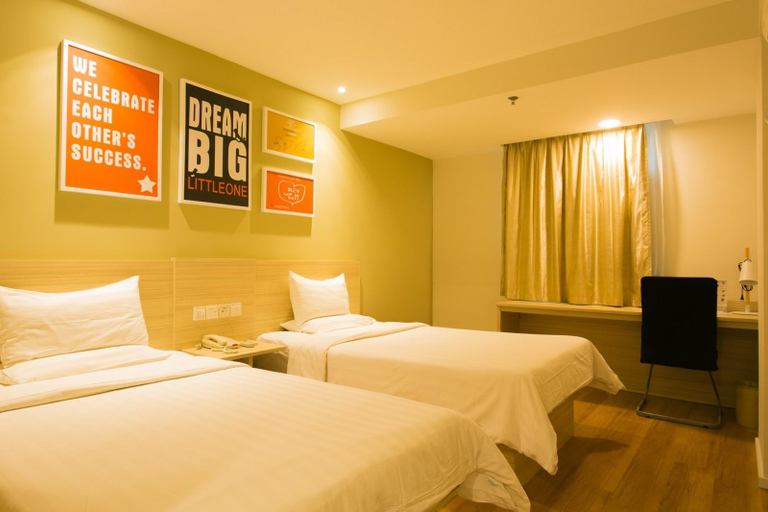 Bedroom, HanTing Hotel (Hanzhong North Street Entrance), Hanzhong