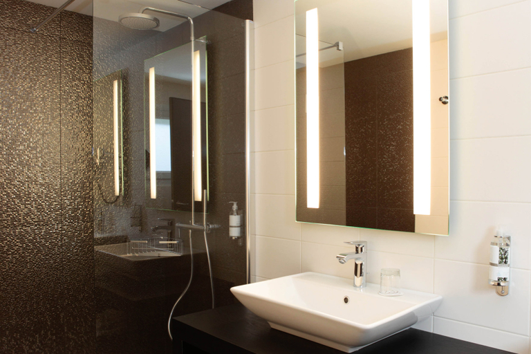 Bathroom 4, Atlantic Hotel & Spa, Vendée