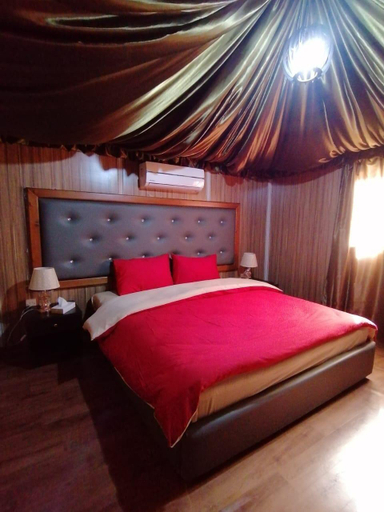 Bedroom 2, Sharah Luxury Camp, Quaira