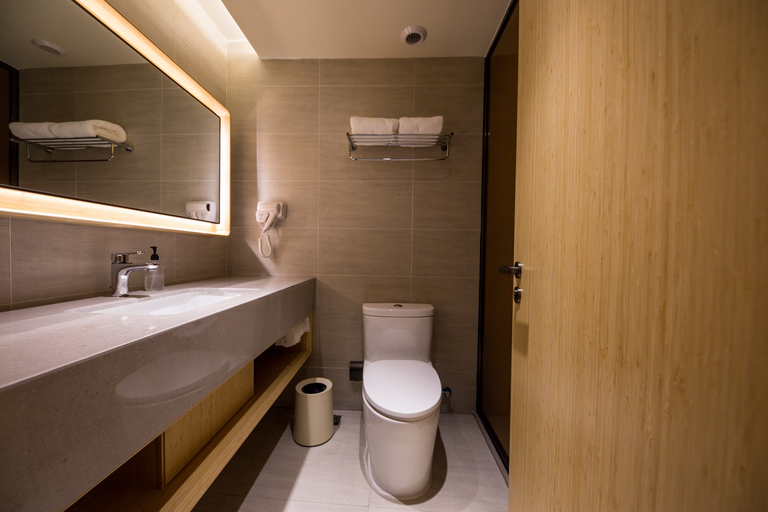 Bathroom 3, Ji Hotel Wenzhou Longwan Wanda, Wenzhou