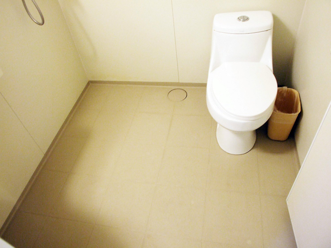 Bathroom 3, Super 8 Langfang Yanjiao gold swallow shop, Langfang
