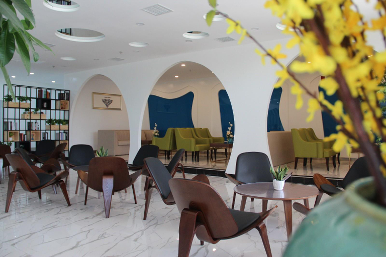 Food & Drinks, City Garden Hotel, Qiannan Buyei and Miao