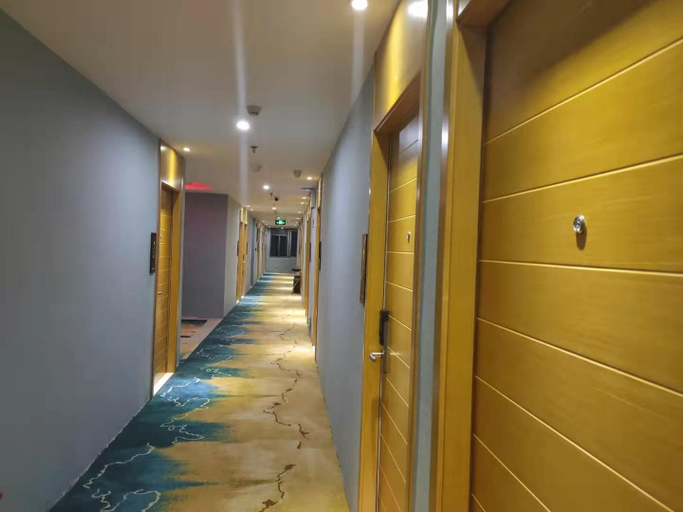Others 3, Departure hotel (songgang MTR station store), Shenzhen