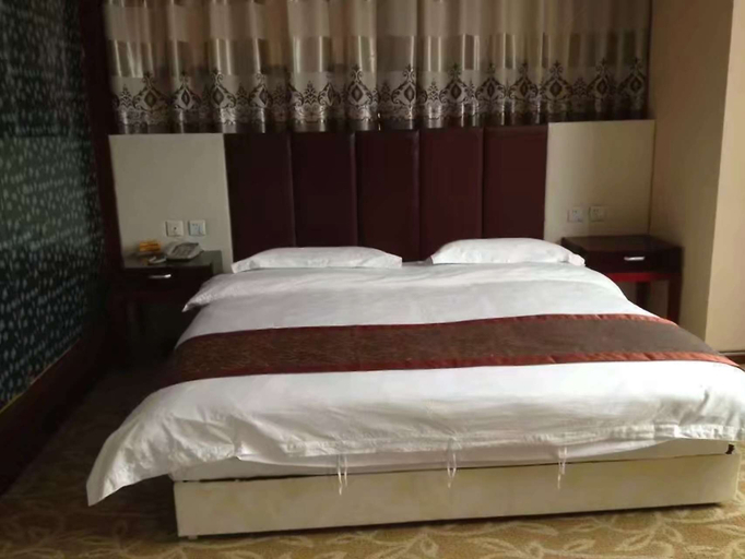 Bedroom 2, Xinchen Business Hotel, Enshi Tujia and Miao