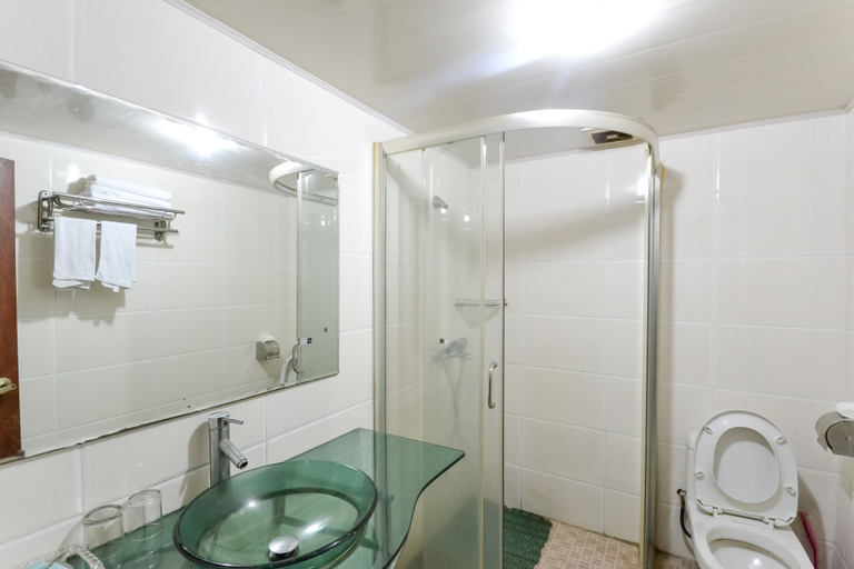 Bathroom 4, Taizhou Taishan Business Hotel, Taizhou