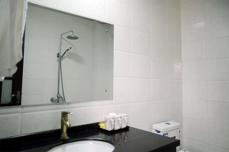 Bathroom, Guiyang Baomanshan Hotel, Guiyang