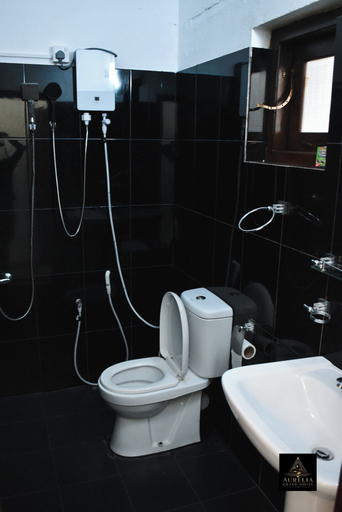 Bathroom 4, Aurelia Grand Hotel, Yatiyanthota