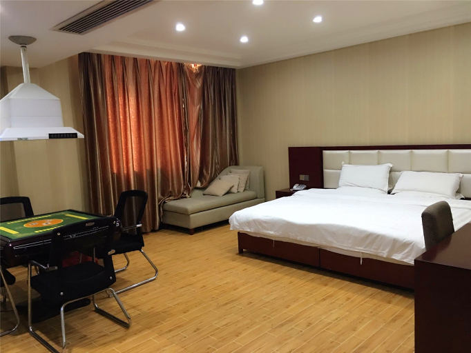 Bedroom 2, Wuxue Hongjiu Business Hotel, Huanggang