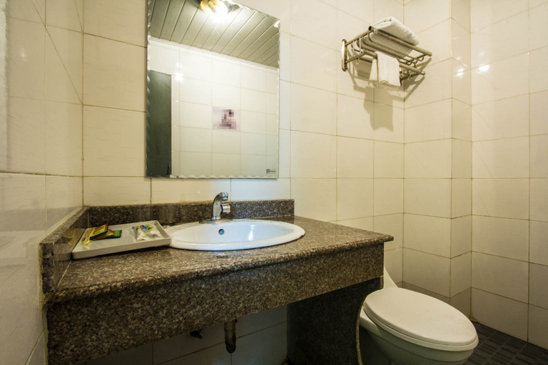 Bathroom, Shishi Xinhai Hotel, Quanzhou