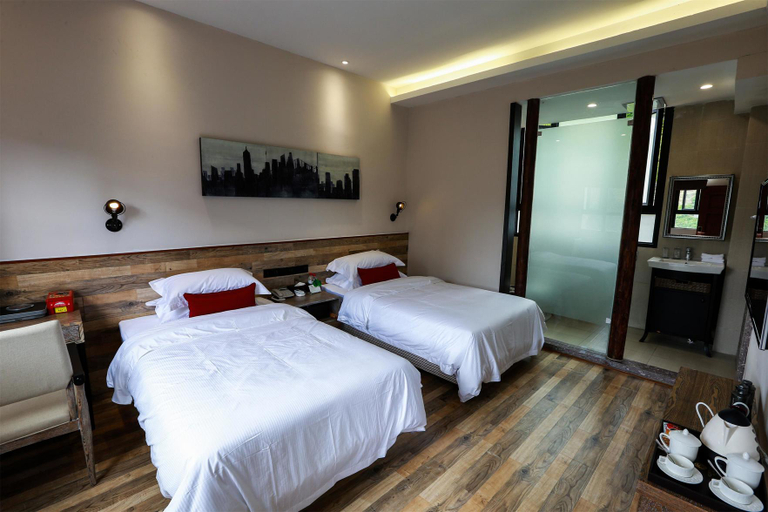 Bedroom, Cliff Hotel, Tongren
