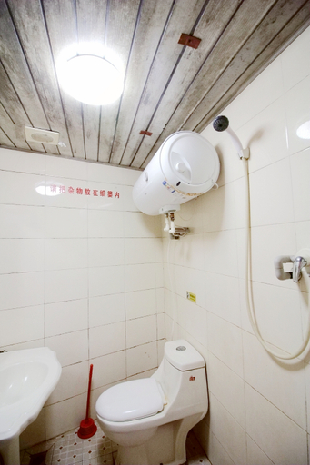 Bathroom 2, Qingdao Haizhiyun Holiday Hotel, Qingdao