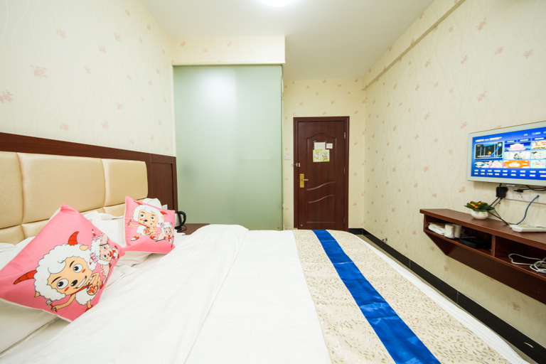 Bedroom 2, Yuhua Jindu Hotel, Changsha