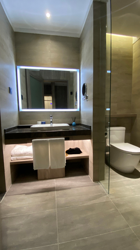 Bathroom 3, Starway Hotel Linyi Yinan Junyue Plaza, Linyi
