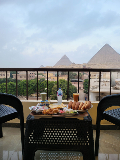 Food & Drinks, AliBaba Pyramids, Al-Ahram