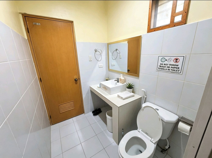 Bathroom 3, Hotel Casa Teofista, Panglao