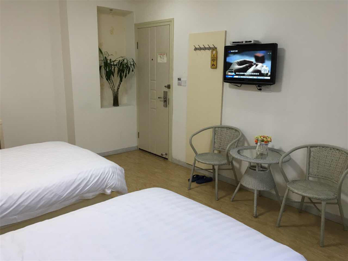 Bedroom 3, Holiday Inn Express Strasbourg, Ningde