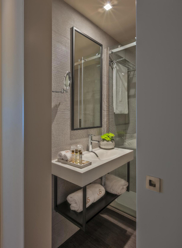 Bathroom 4, Hotel Moon & Sun Porto, Porto