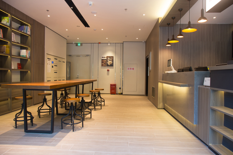 Food & Drinks 5, Hanting Hotel Tai'an Feicheng Bus Station, Tai'an