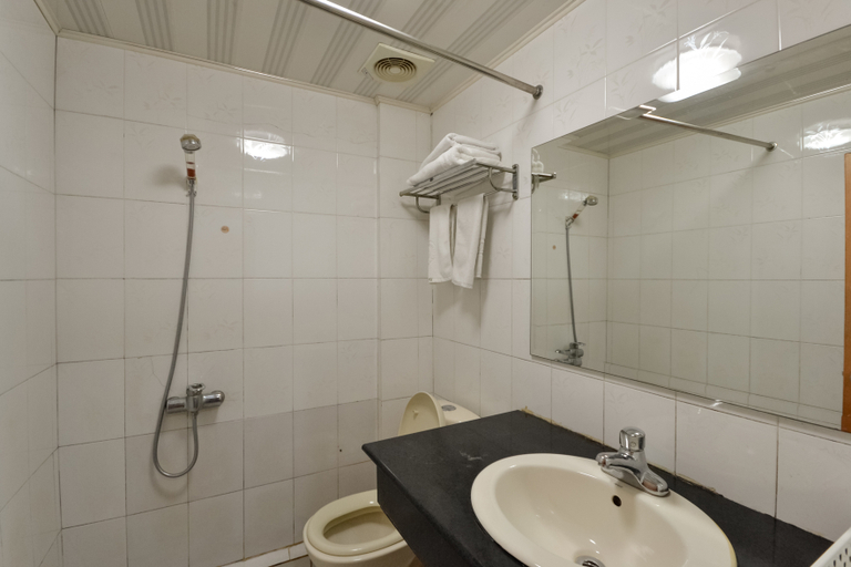 Bathroom 3, Lanwei Boutique Hotel (Deqing Hebin Park People's Hospital), Huzhou