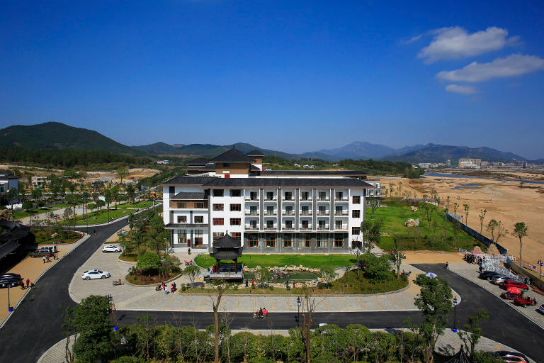 Exterior & Views 5, Sanlifan Hotspring Resort Hotel, Huanggang